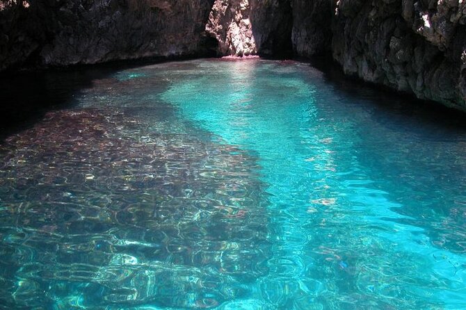 3 Hour Private Boat Excursion to the Leuca Marine Caves