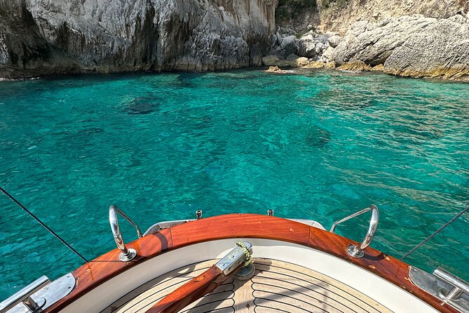 3 Hour Private Boat Tour on the Island of Capri - Inclusions and Exclusions
