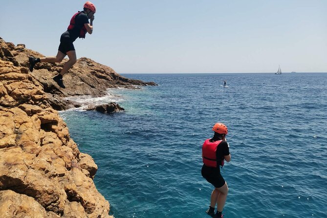 3-Hour Private or Small Group Coasteering in Sounio