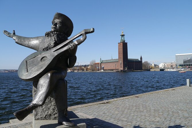 3-Hour Private Walking Tour in Stockholm - Highlights of the Tour