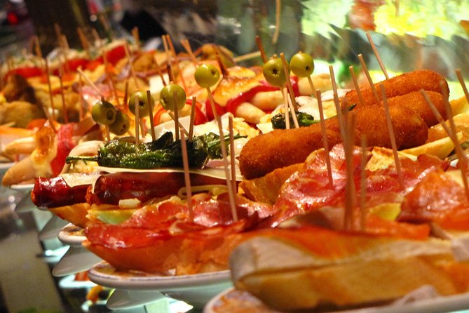 3 Hours Private Guided Tapas Walking Tour in Seville - Tour Overview
