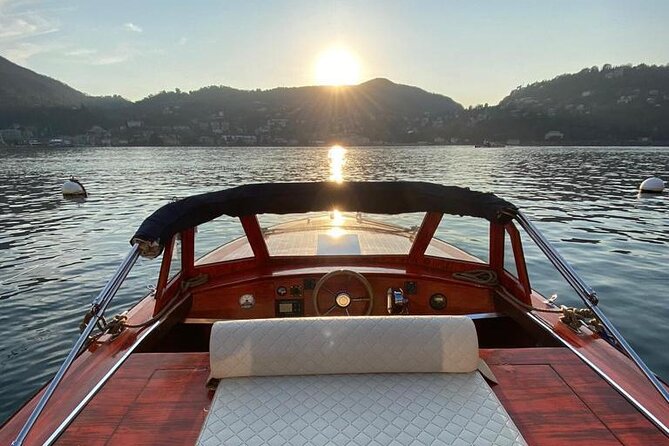 3 Hours Private Tour on a Wooden Boat Como Bellagio 6 Pax