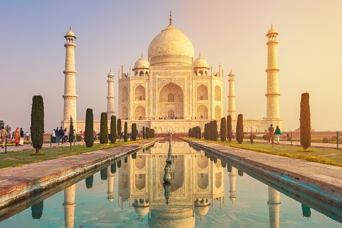 4 Day Golden Triangle Tour With Train Ride Experience