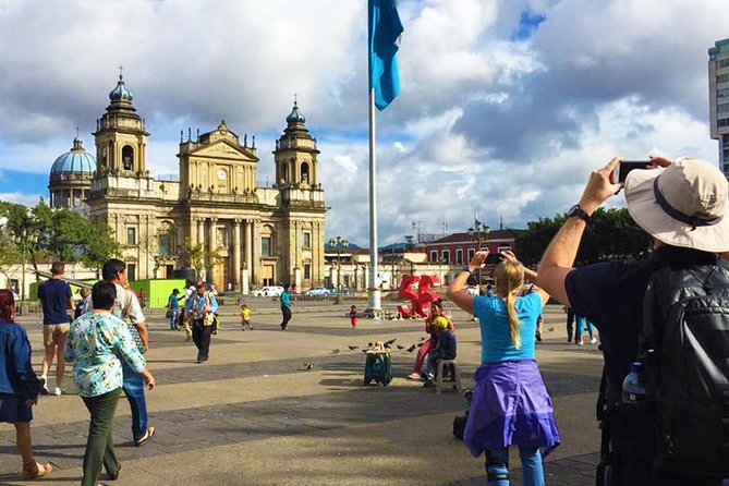 4-Day Tour: Guatemala City, Antigua, Chichicastenango Market and Lake Atitlan