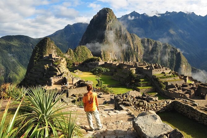 4-Day Ultimate Guided Inca Trail Trek to Machu Picchu