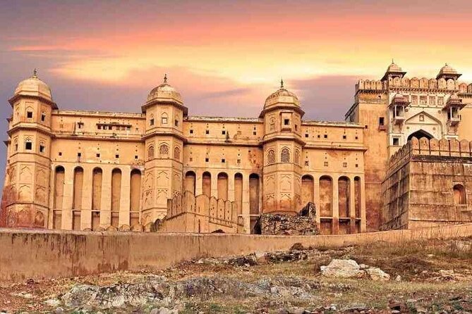 4 Days Guided Jaipur, Ranthambore Tigers & Udaipur Tour With Safari & Hotels