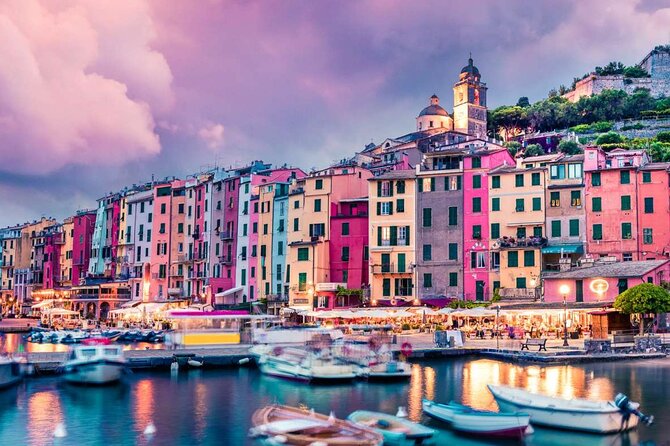 4-Hour Guided Boat Tour With Aperitif at Sunset in Spezia
