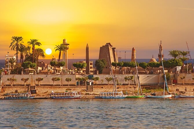 4 Nights Cruise Luxor, Aswan, Abu Simbel, Balloon,And Tours by Bus From Hurghada