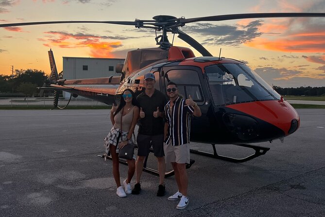 48 Mile Night Heli Tour Downtown Orlando and All Lit Theme Parks - Meeting and Check-in