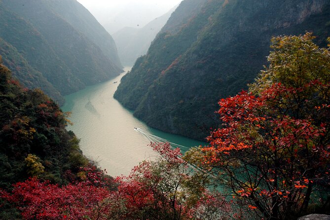 4D3N Yangtze River Tour: Chongqing to Yichang by Victoria Sabrina