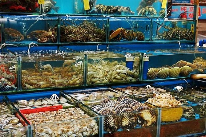 5-Hour Private Guangzhou Yumcha Tasting With Local Food Market Experience