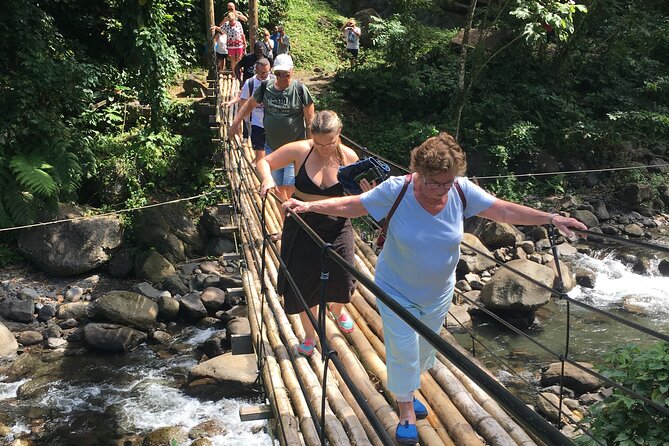 5 Hour Tour at Dark View Falls and Pirates of the Caribbean Set