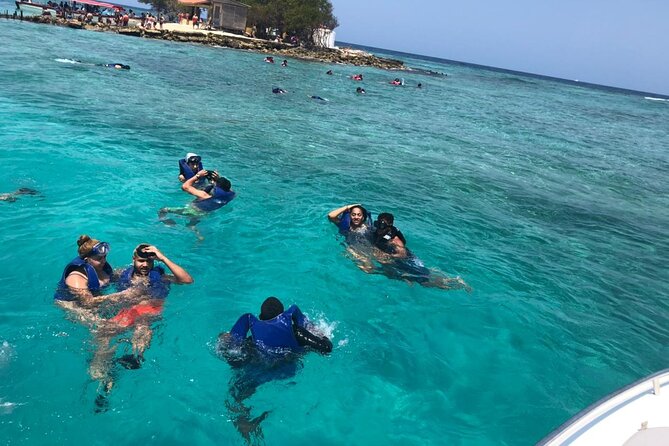 5 Islands Tour (Cholon the Party Island and Snorkeling)