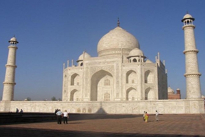 5 Nights / 6 Days – Delhi Agra Haridwar Rishikesh Tour