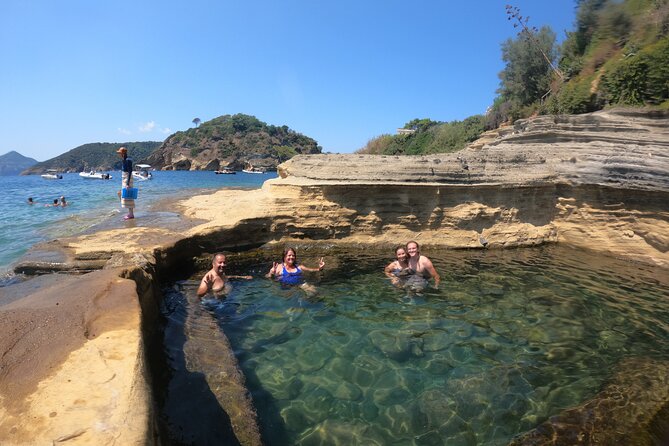 5:00h Private Day on a Boat to Discover Procida and Ischia
