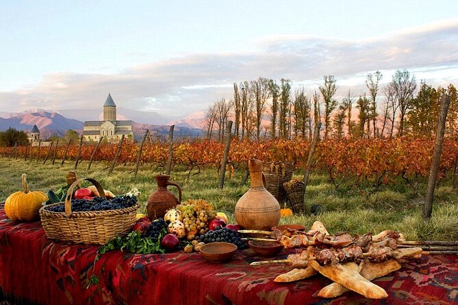 8-Day Georgia Wine Tour With a Guide
