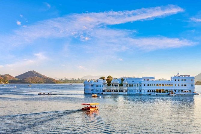 8 – Days Private Golden Triangle Tour With Udaipur