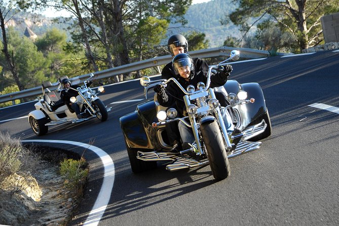8-H Trike or Ryker Rental on Garda Lake (1 Driver + up to 2 Pax)