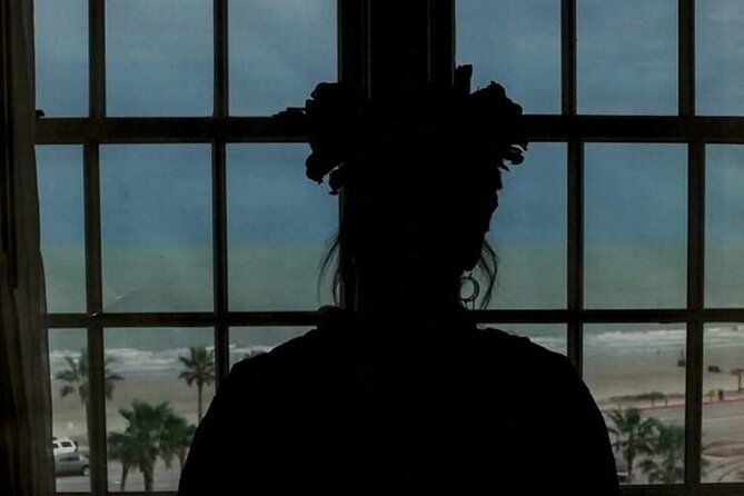 90 Minute Walking Ghost Tour of the Grand Galvez - Tour Overview