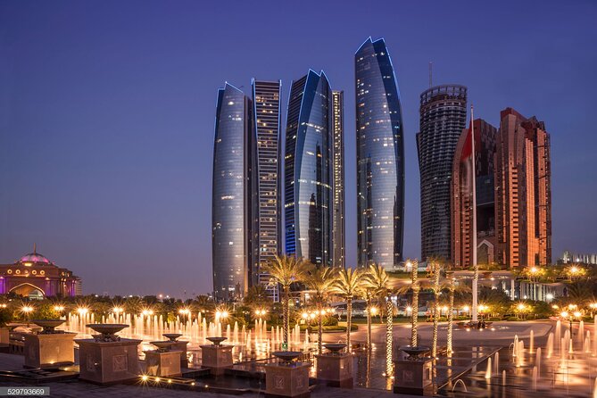 Abu Dhabi Tour in Private 4×4 With Grand Mosque, Louvre & Ferrari