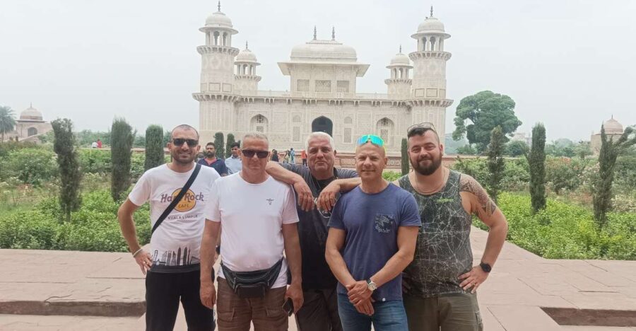 Agra : Full Day Sightseeing Tour of Agra With Guide Only