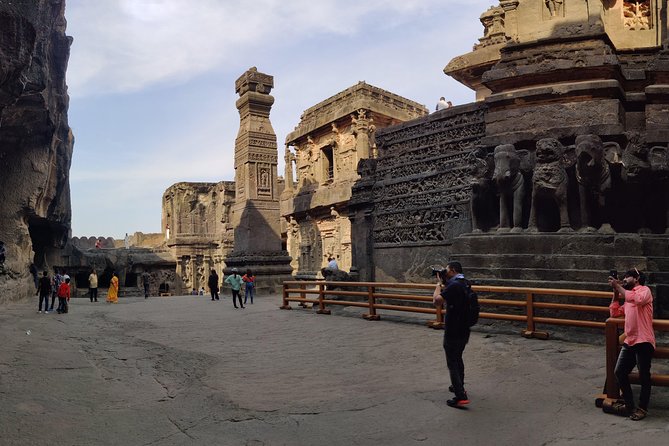 Ajanta Ellora Caves – 1 Day Tour