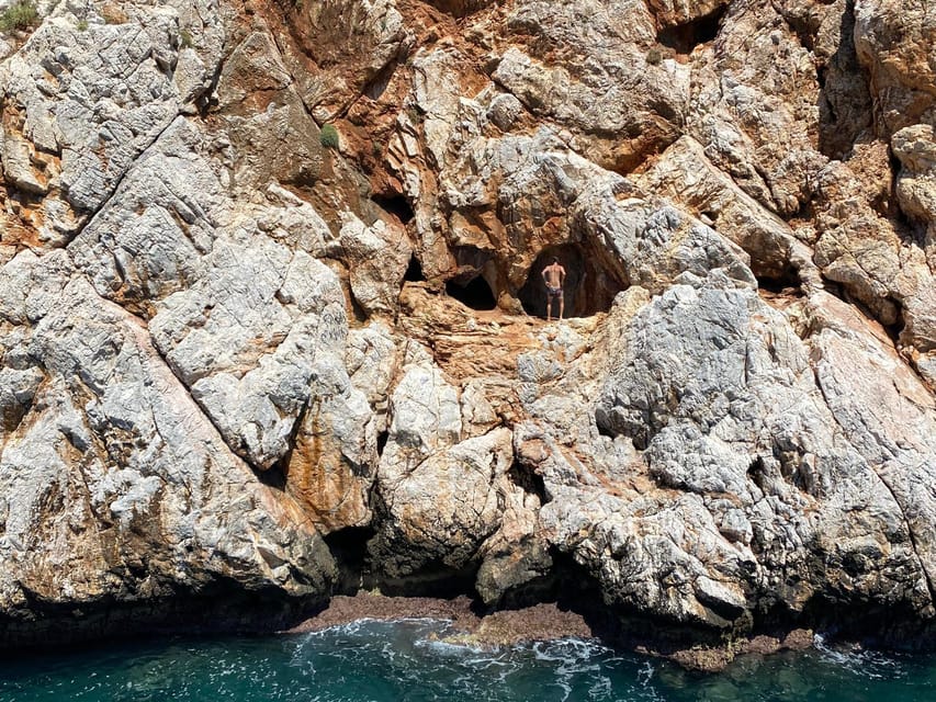 Alanya Relax Boat Trip: Lunch & Soft Drinks Included