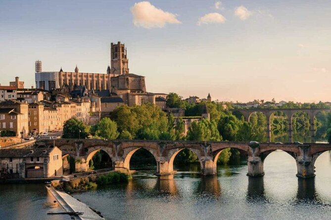 Albi : Private Guided Walking Tour - Discovering Albis Architectural Gems