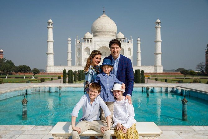 All Inclusive – Same Day Taj Mahal Tour by Gatimaan Express Train From Delhi