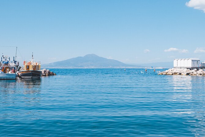 Amalfi Coast Private Tour From Sorrento – Motorboat Protagon 28FT