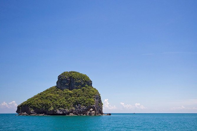 Angthong National Marine Park by Tour Boat Including Lunch