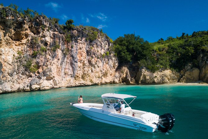 Anguilla Private Boat Day - Lunch and Refreshments