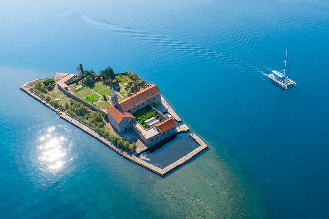 Around Boka Bay Private Tour