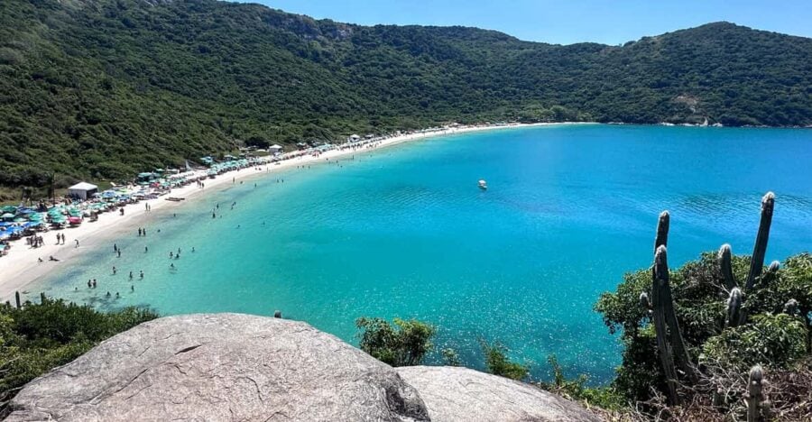 Arraial Do Cabo: Day Trip With Boat Ride & Private Transport - Tour Description