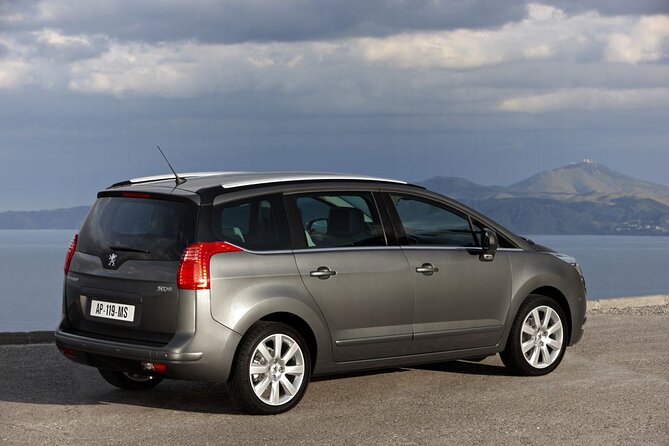 Arrival Private Transfer From Pointe a Pitre Airport to Saint-Francois by SUV
