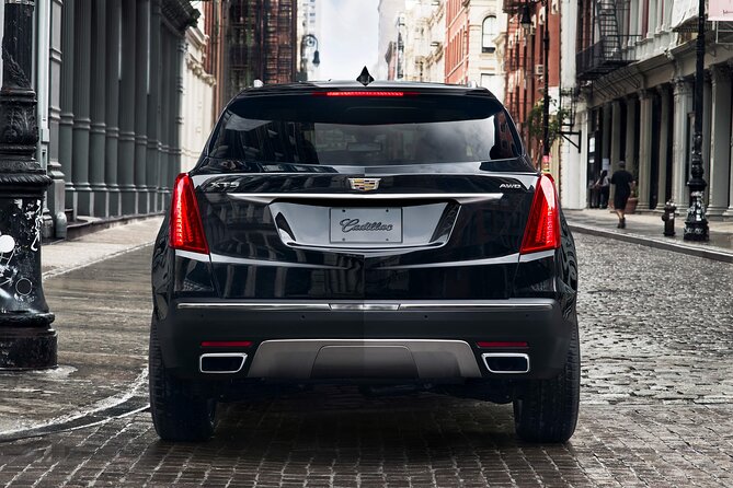 Arrival Private Transfer San Diego Airport SAN to San Diego City by Business Car