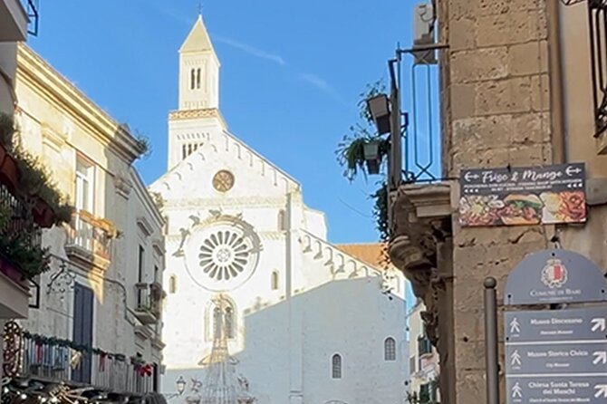 Audio-Video Guide of Bari