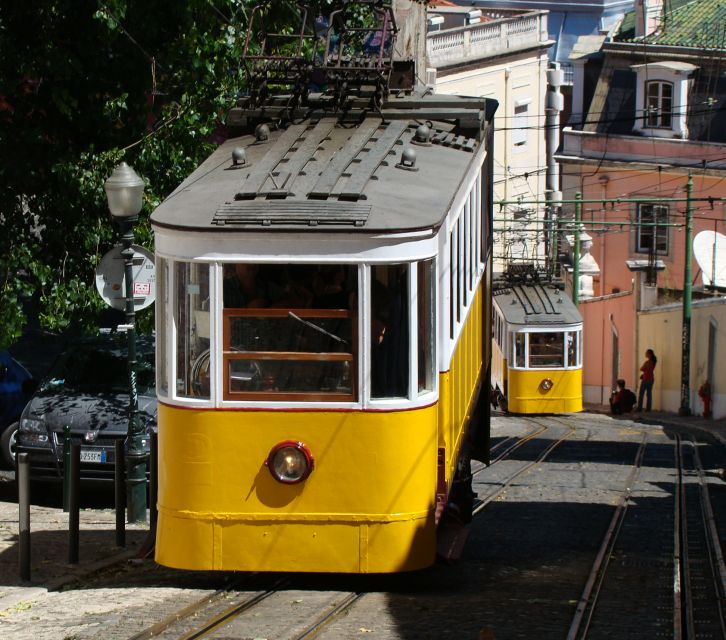 Avenida Da Liberdade 3-Hour Walking Tour in Lisbon