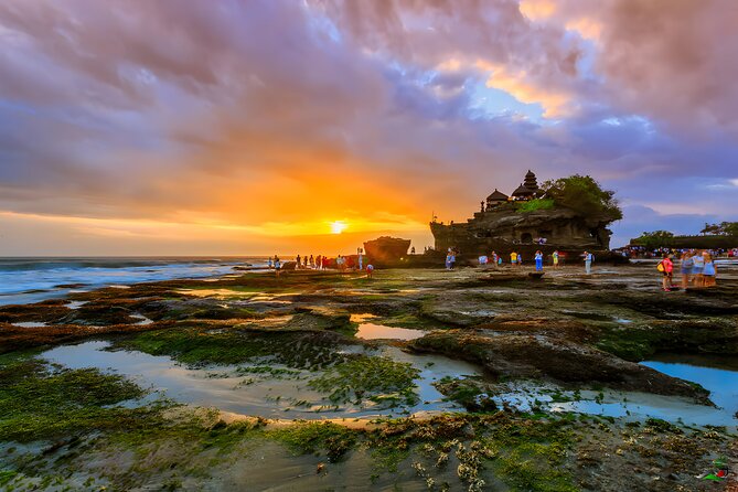 Ayung River Rafting and Ulun Danu Temple – Tanah Lot Temple Tour