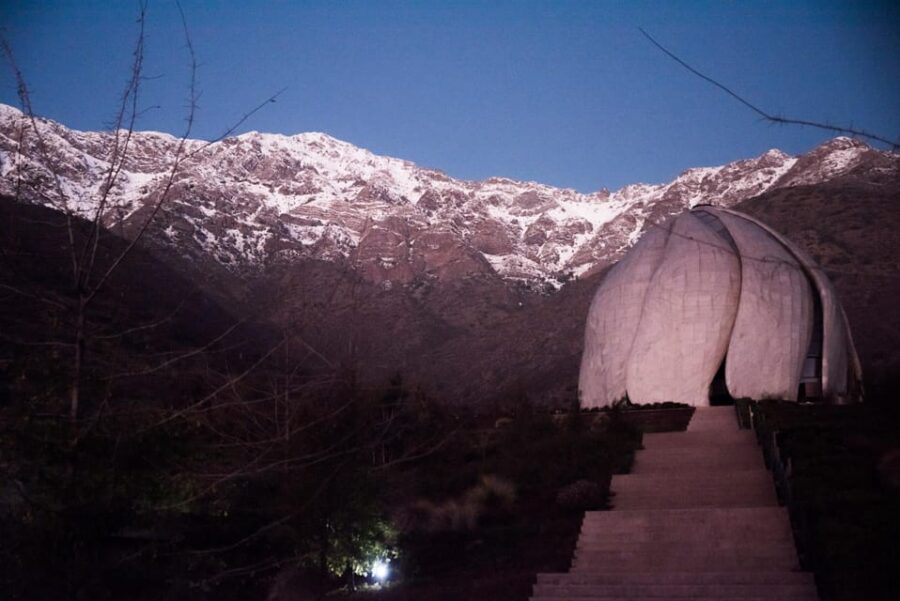 Bahá’í Temple, Winery and Lapis Lazuli + Private Transport
