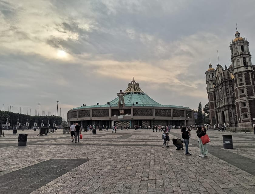 Basilica De Guadalupe: Complete Walking Tour