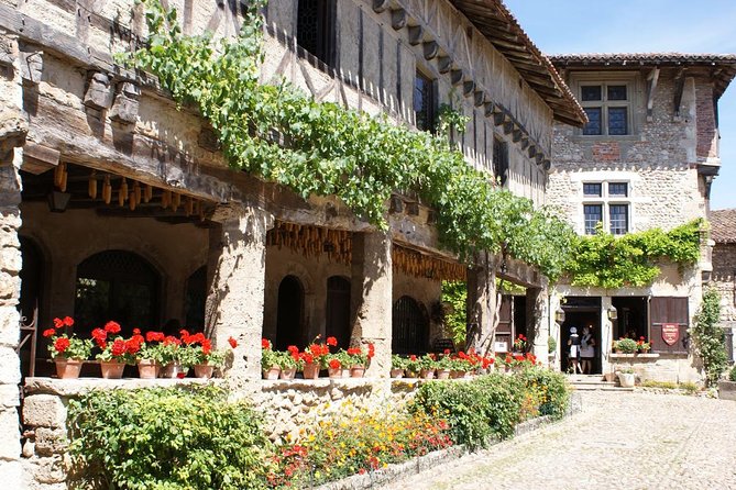 Beaujolais & Pérouges Wine & Food Tasting Private Day Tour From Lyon