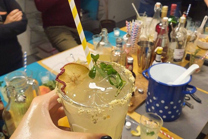 Belgrade Center Walking Tour With Rakija, Cocktails and Burgers - Itinerary and Highlights