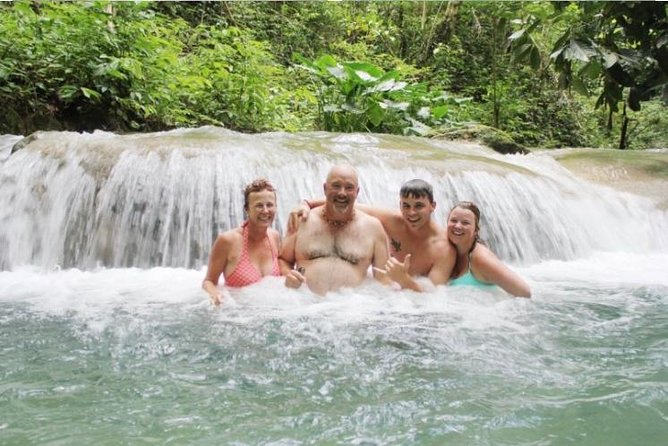 Blue Hole Mineral Spring, Seven Mile Beach, Ricks Cafe/ Shopping Private Tour