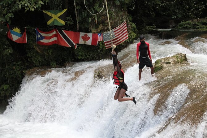 Blue Hole / Secret Falls Tour From Falmouth
