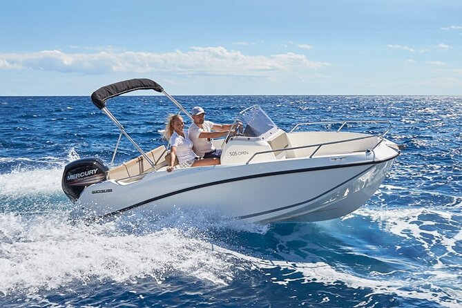 Boat Rental Without License – B520 Neptuno (5p) – Can Pastilla