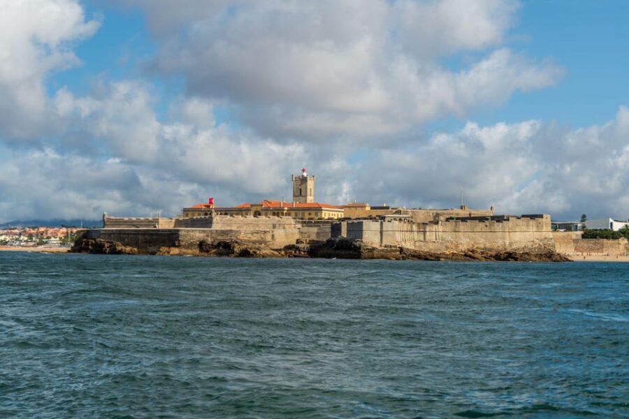 Boat Tour: Charming Cascais Coast to Lisbon Lighthouse
