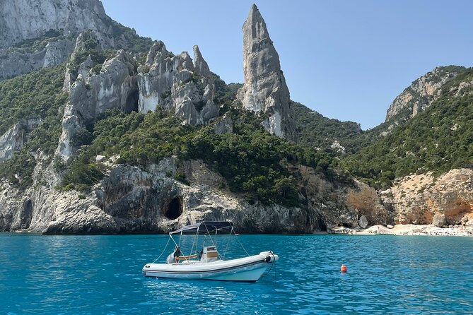 Boat Trip: Fico Cave, Mariolu Cove, Gabbiani & Biriala