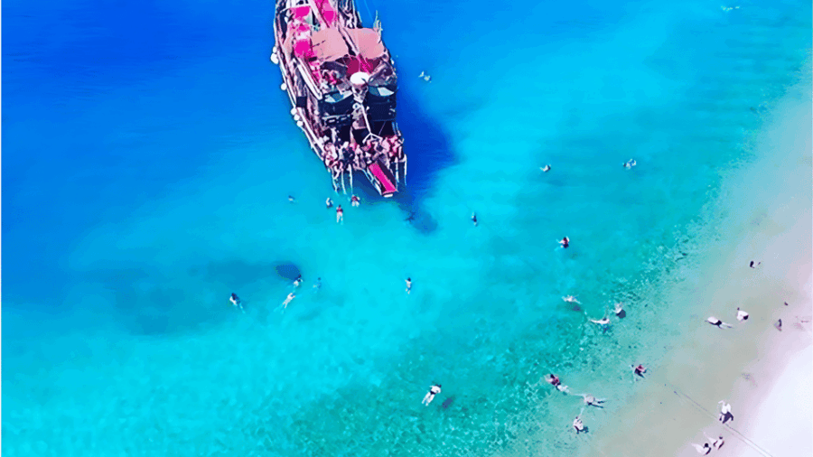 Bodrum: Pirate Boat Trip With Lunch