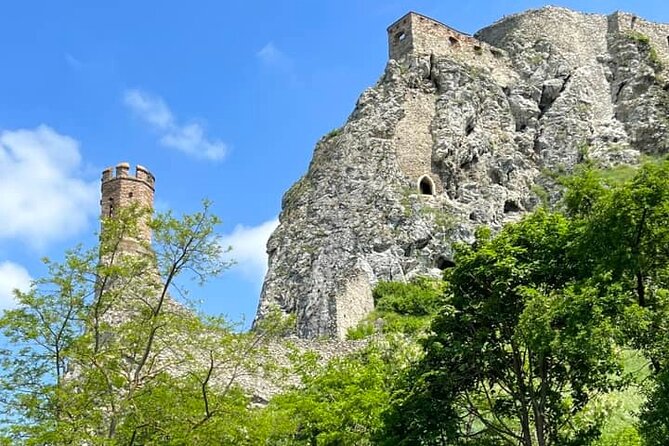 Bratislava Grand City Tour With Devin Castle